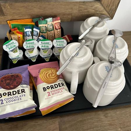 Best Western Priory Hotel Bury St. Edmunds Bagian luar foto