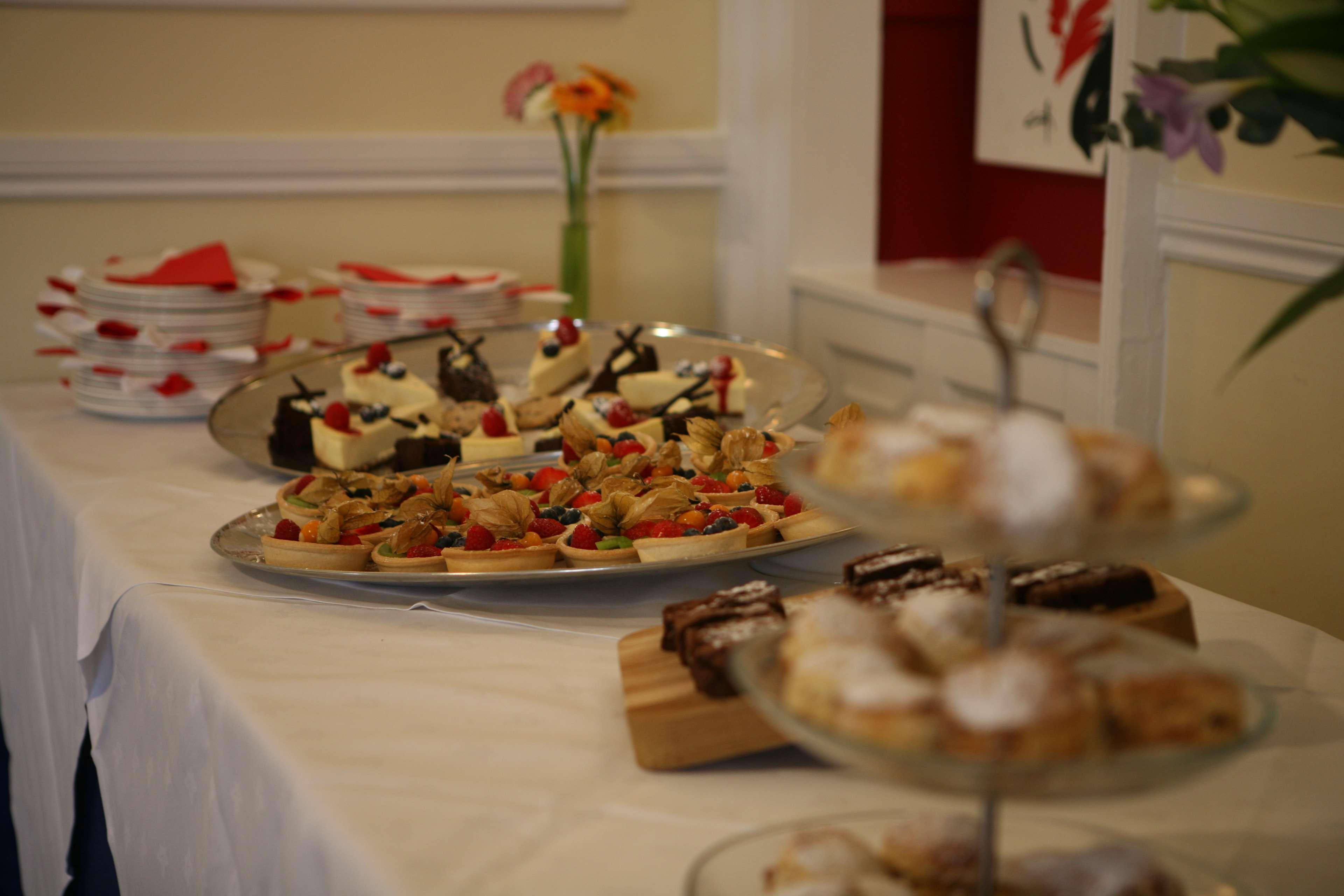 Best Western Priory Hotel Bury St. Edmunds Bagian luar foto