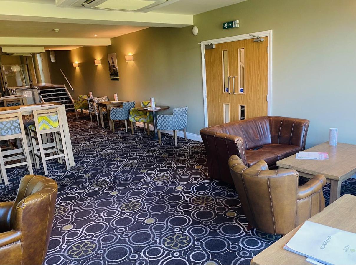 Best Western Priory Hotel Bury St. Edmunds Bagian luar foto