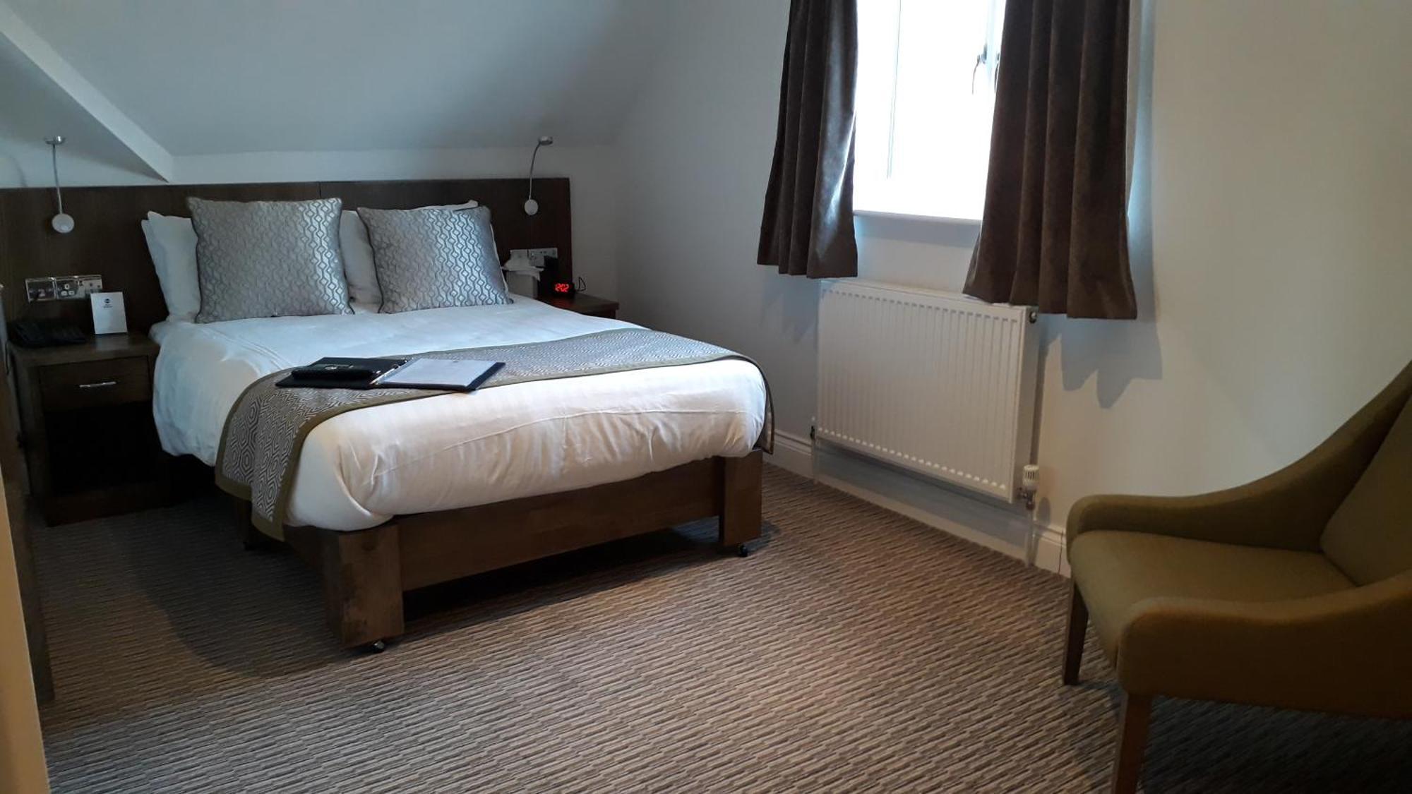 Best Western Priory Hotel Bury St. Edmunds Bagian luar foto