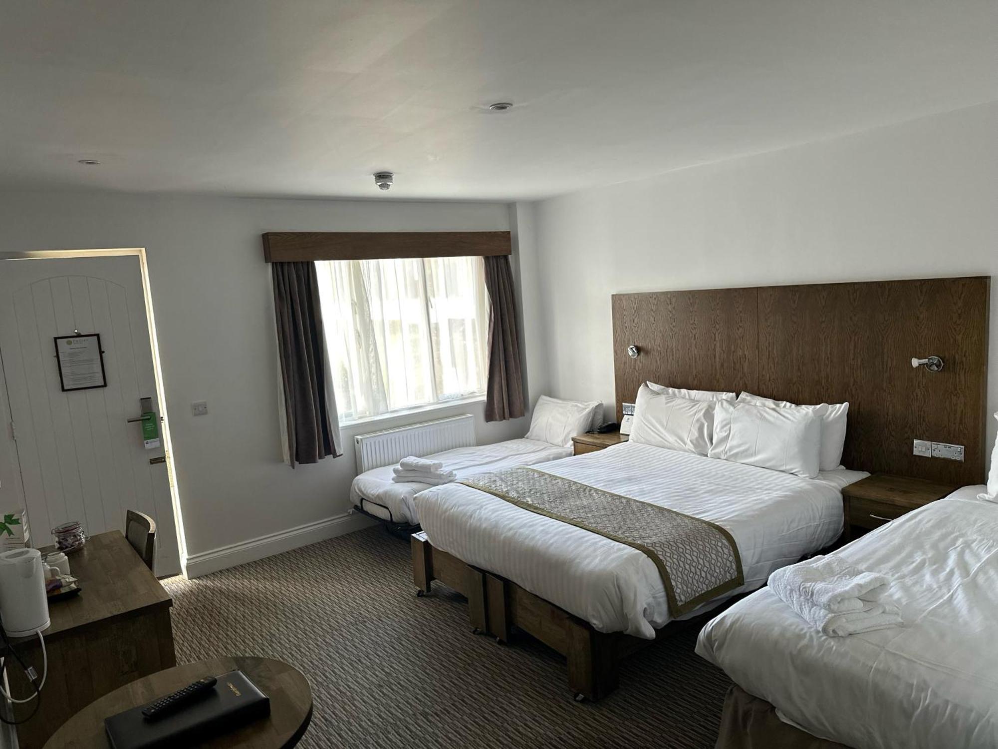 Best Western Priory Hotel Bury St. Edmunds Bagian luar foto