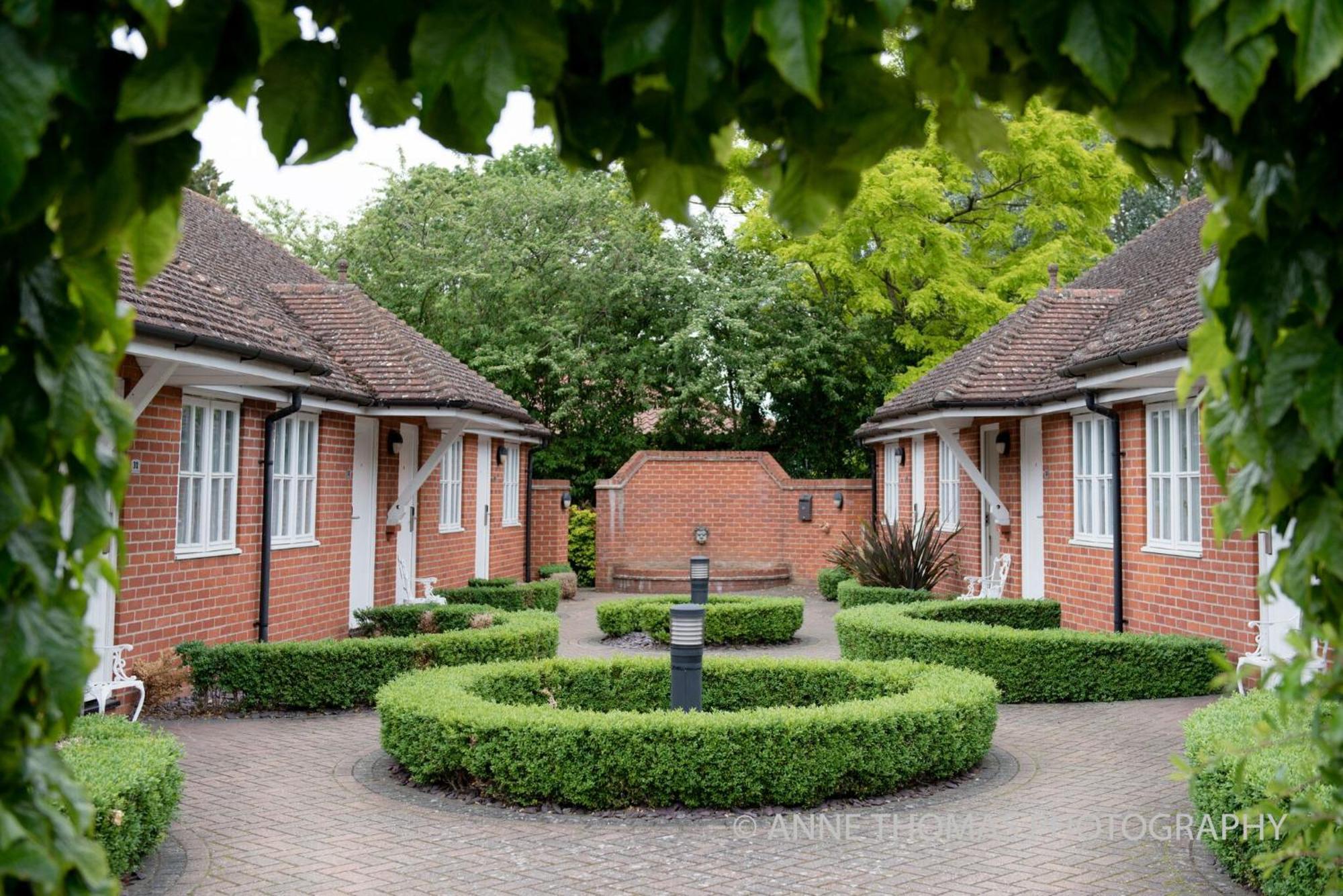 Best Western Priory Hotel Bury St. Edmunds Bagian luar foto