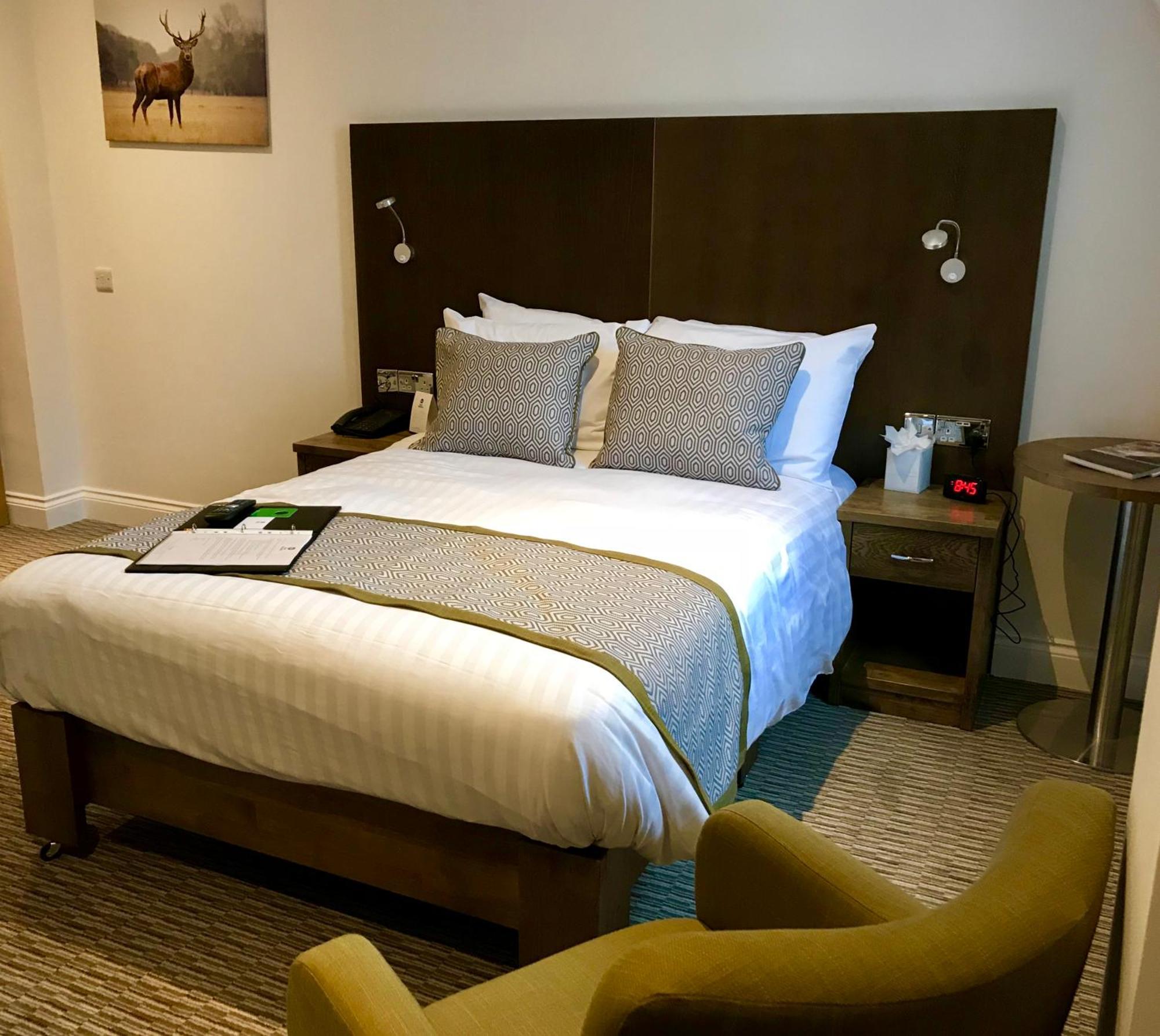 Best Western Priory Hotel Bury St. Edmunds Bagian luar foto